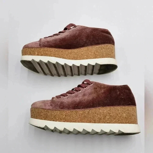 Steve Madden Womens Size 7 Pink Korrie Velour Chunky Sneakers - Picture 3 of 7